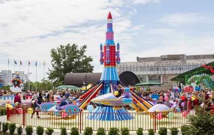 self-control-plane-rides